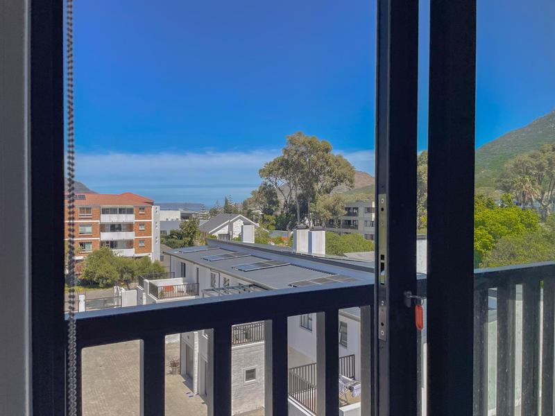 To Let 3 Bedroom Property for Rent in Hout Bay Western Cape